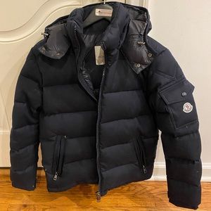 Moncler Montgenevre Navy SZ 2 / Small $1,980 Like New